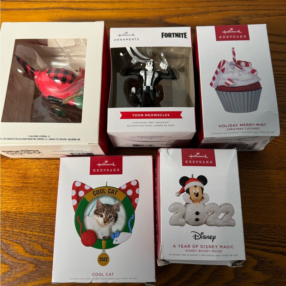 Hallmark keepsake Ornaments ~ Set of (5) New in boxes